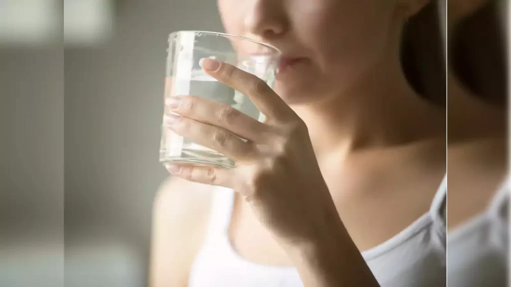 Do you know the benefits of drinking warm water in the morning