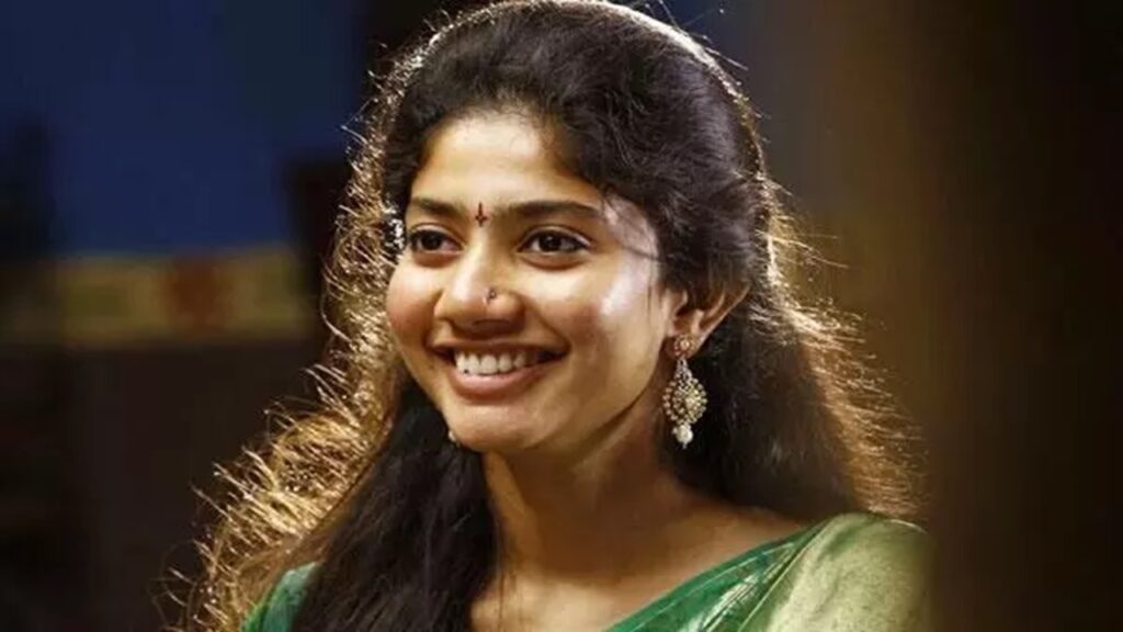 Sai Pallavi secret love.. loving that boy for 10 years