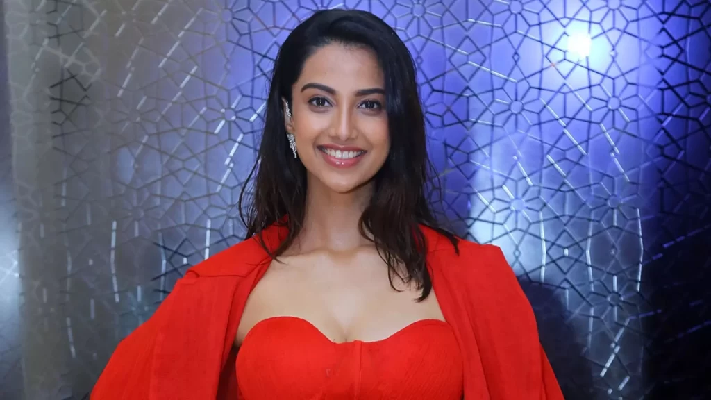 Director tortured Meenakshi Chaudhary