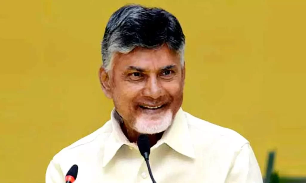 Chandrababu Distribute Three Free Gas Cylinders Annually