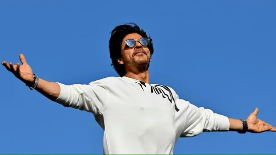 Shah Rukh Khan Shares Heartfelt Gratitude for His Fans