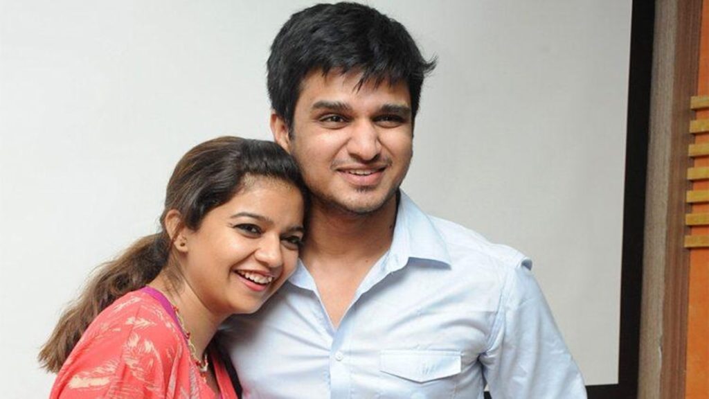 Nikhil love that heroine before marraige