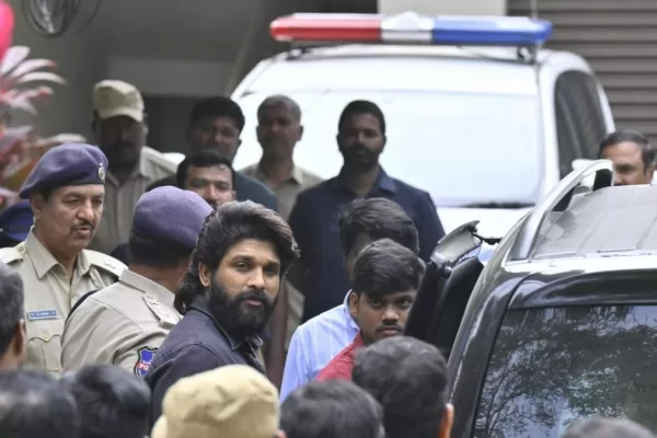 Allu Arjun Summoned for Police Inquiry Allu Arjun Police Inquiry