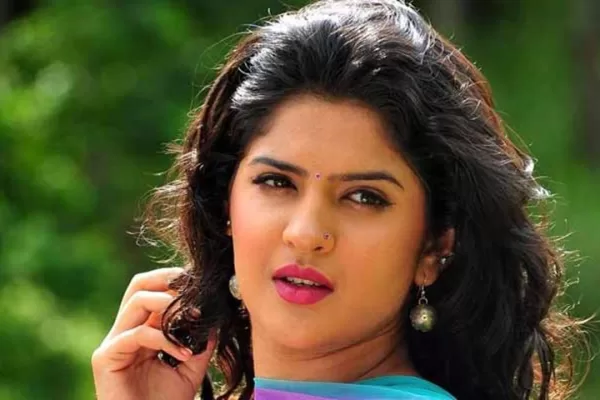 Heroine Deeksha Seth Present Situation