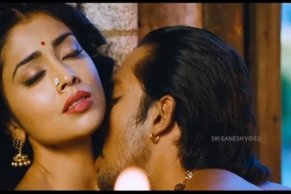 Shriya romance with a younger hero