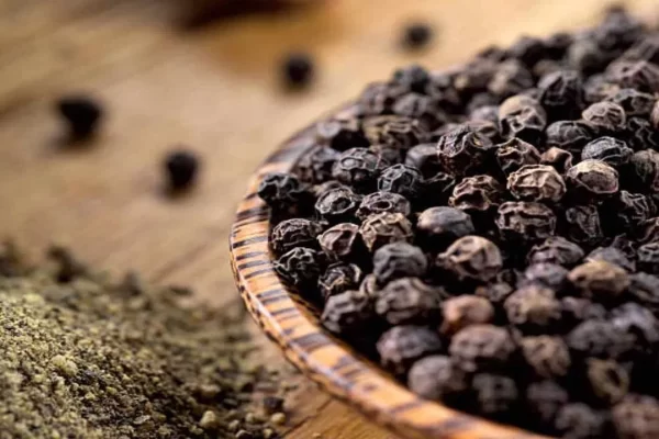 What are the benefits of black pepper