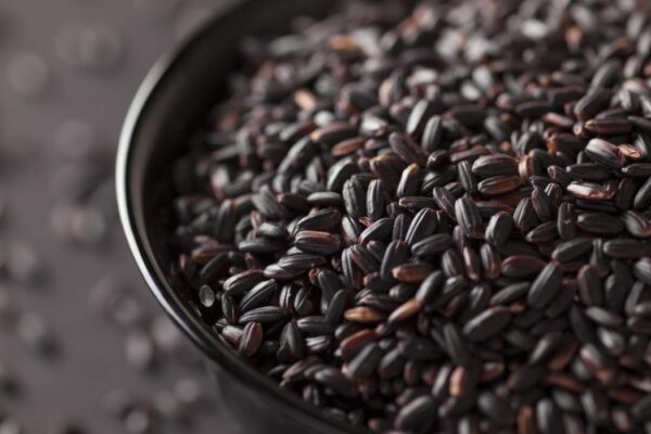 Surprising Benefits and Uses of Black Rice