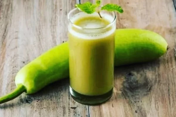 Bottle Gourd Facts, Benefits, Grow and Care Tips