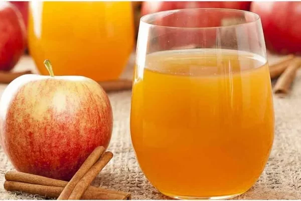 Drinking apple juice in moderation can have several health benefits