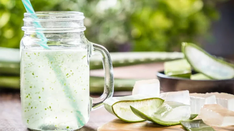 Healthy Benefits of Drinking Aloe Vera Juice