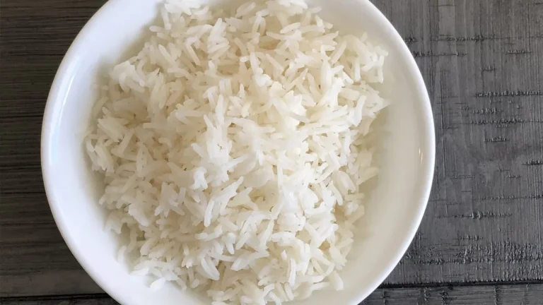 Do you repeatedly find Hair In Food