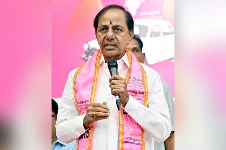 KCR enters Jubilee poll with force