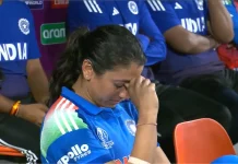 Smriti Mandhana: టీమిండియా లేడీ కోహ్లీని ఏడిపించిన ఇంగ్లండ్ Dejected Smriti Mandhana Almost Breaks Down As India Lose Women's WC Match To England