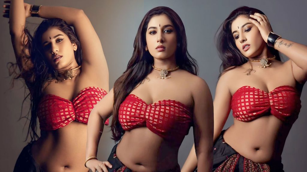 Vishnu Priya commits suicide