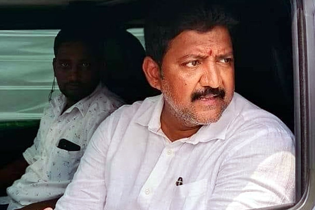 Vallabhaneni Vamsi Political Comeback Begins