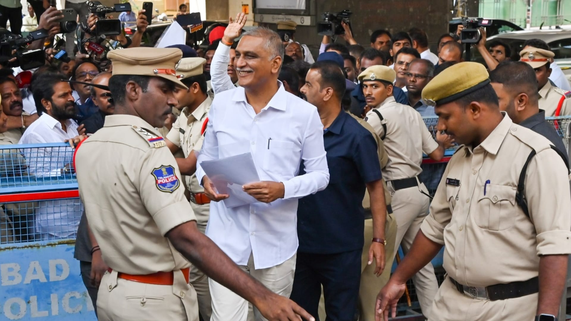 Harish Rao Summoned In Phone Tapping