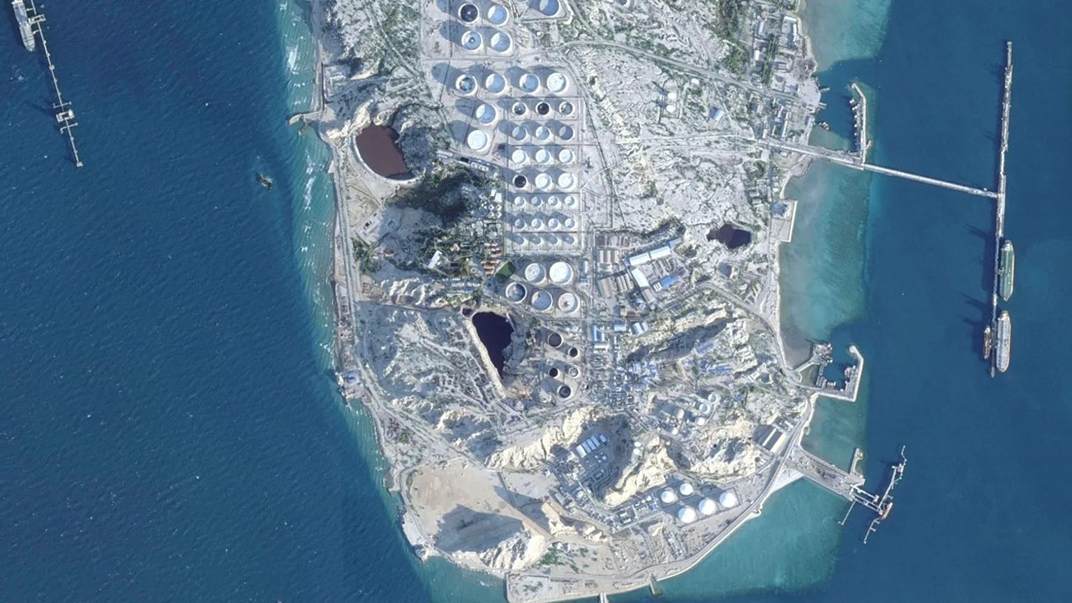 US Strikes Iran's Kharg Island Bases
