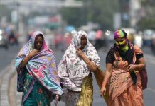 తెలుగు రాష్ట్రాల్లో భానుడి భగభగలు.. అకాల వర్షాలతో అప్రమత్తం!! Andhra Pradesh Heatwave Alert 32 Mandals