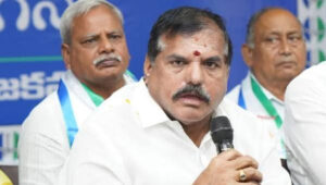 24 గంటల్లోగా పంచదార్ల క్షేత్రాన్ని ఖాళీ చేయాలి.. వైసీపీ అల్టిమేటం..