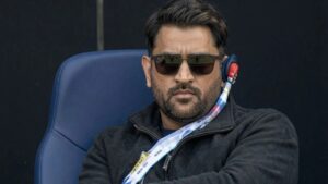 MS Dhoni : తొలి వ‌న్డేలో ధోని సంద‌డి.. మిస్ట‌ర్ కూల్ చెవిలో ఉన్న ఆ వింత ప‌రికరం ఏంటో తెలుసా?