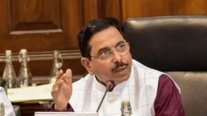కొత్త విద్యా మంత్రిగా జోషి... ఎవరీనా?