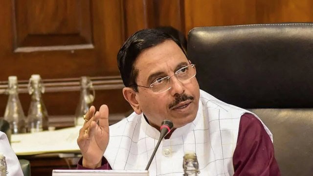 కొత్త విద్యా మంత్రిగా జోషి... ఎవరీనా?