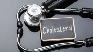 Is cholesterol-lowering injection any good for treatment?