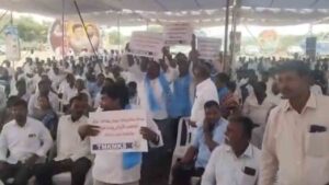 కొహెడ పర్యటనలో మంత్రి వాకిటి శ్రీహరికి నిరసన సెగ : వీడియో