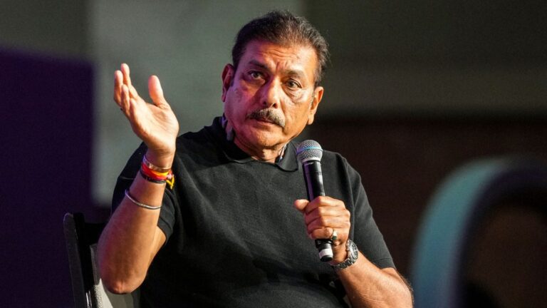 భారత ప్రపంచకప్ జట్టులోకి షమీ, భువీని తీసుకోవాలి: రవిశాస్త్రి | 2027 ప్రపంచ కప్ కోసం రవిశాస్త్రి తన భారత జట్టును పేర్కొన్నాడు, ఇందులో మహమ్మద్ షమీ మరియు భువనేశ్వర్ ఉన్నారు