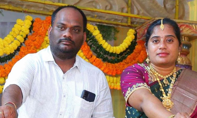 భార్యను హత్య చేసి.. ఫ్యానుకు ఉరి వేసి..