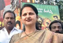 వంగవీటి ఆశాకిరణ్: పొలిటికల్ ఎంట్రీతో ఆంధ్రప్రదేశ్ రాజకీయాల్లో కొత్త సంచలనం image