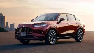 Honda ZR-V: హోండా ZR-V భారత్‌లో లాంచ్.. 7.9 సెకన్లలో 100 km/h స్పీడ్, స్ట్రాంగ్ హైబ్రిడ్ ఇంజిన్‌తో ప్రీమియం SUV