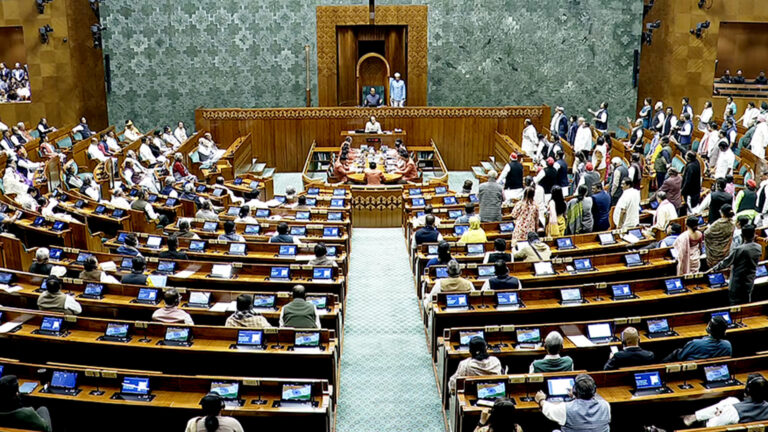 parliament-monsoon-session-heats-up-2