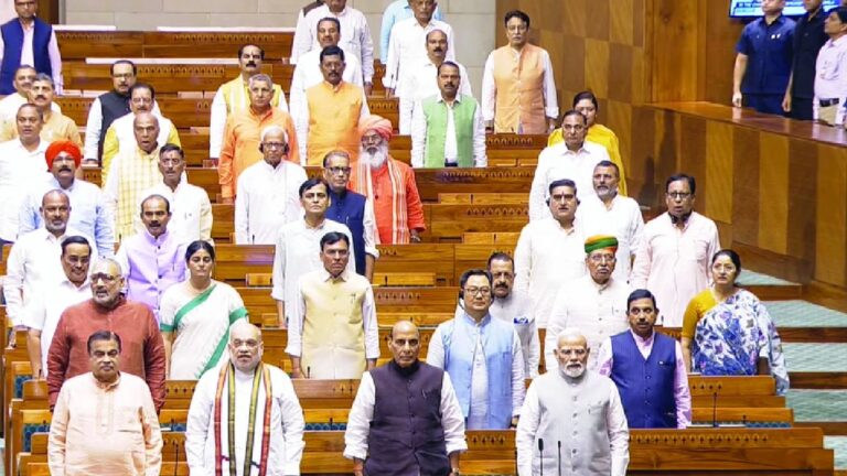parliament-monsoon-session-heats-up-3