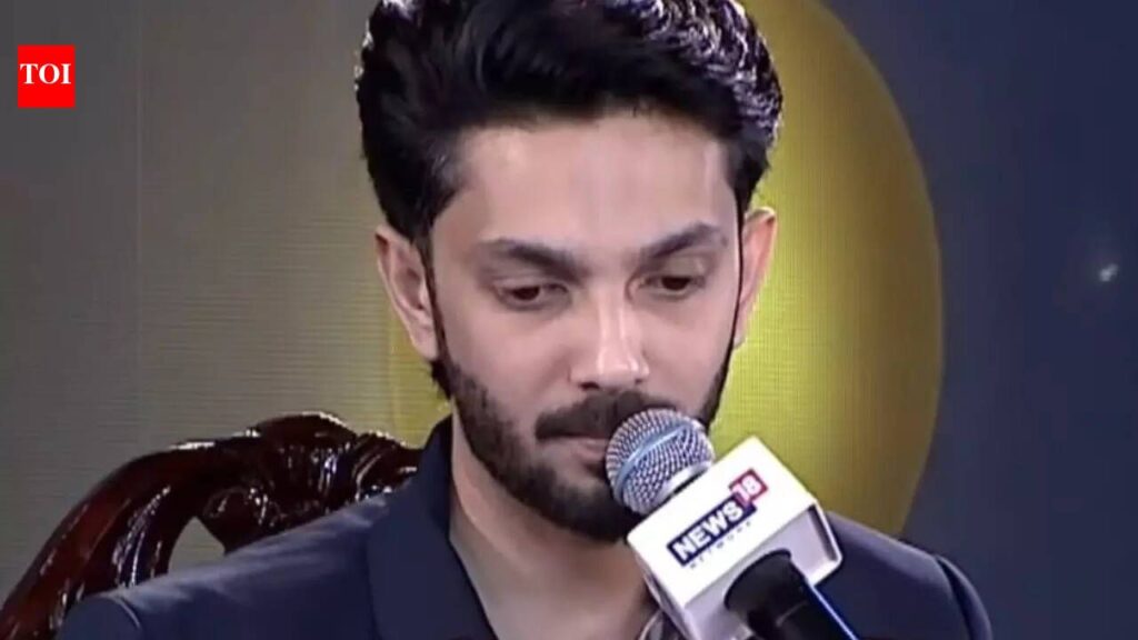 anirudh-ravichander-tollywood-devara-jersey