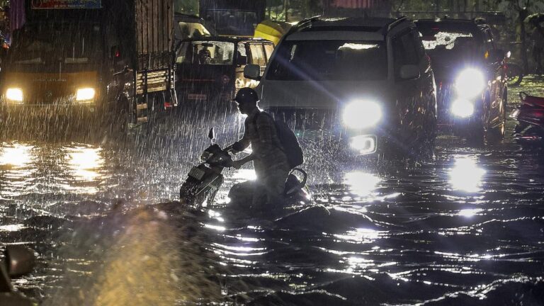 heavy-rain-telangana-rains-weather