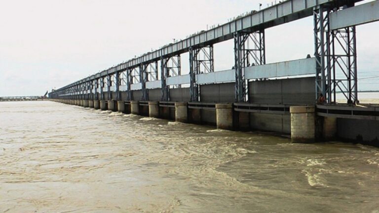 kosi-barrage-bihar-floods-india-2