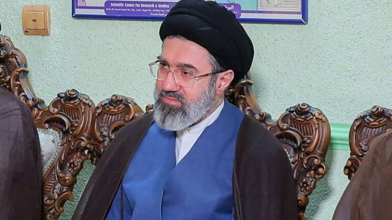mojtabakhamenei-call-for-muslim-unity