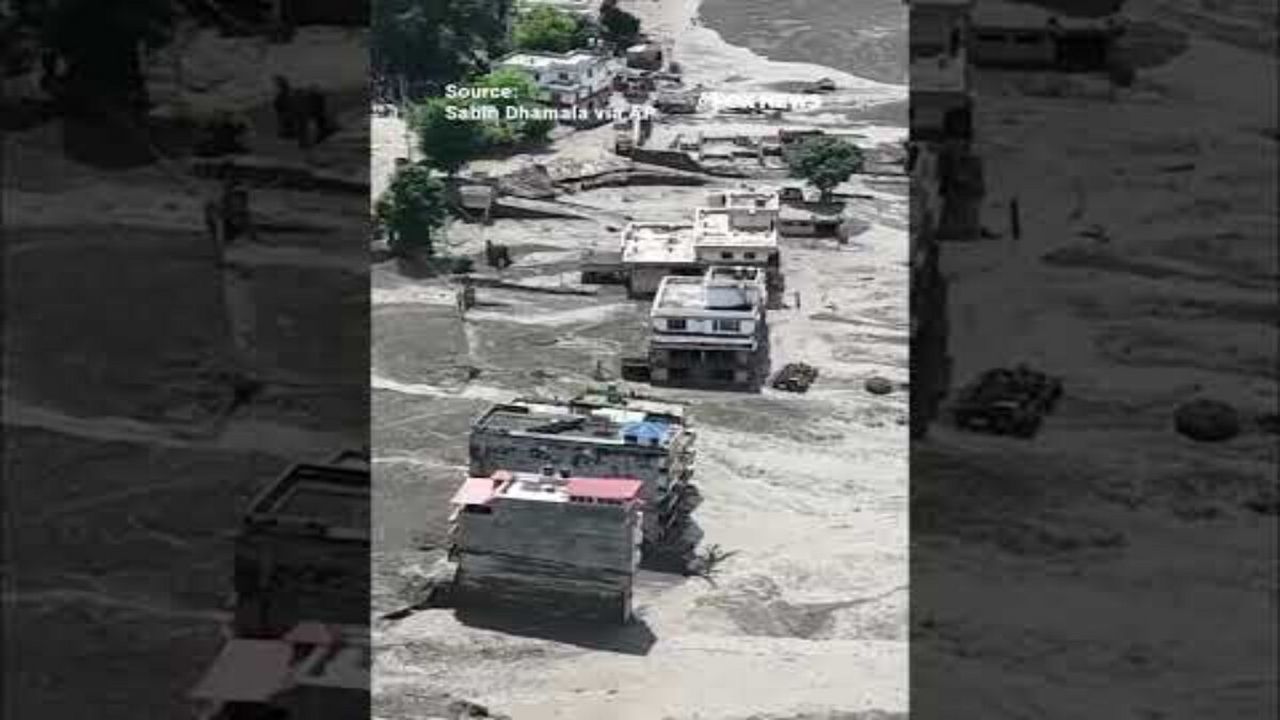 nepal-flashflood-shorts-rescue-live