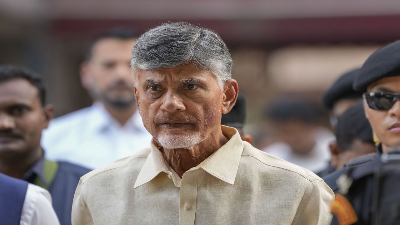 Narasapuram politics