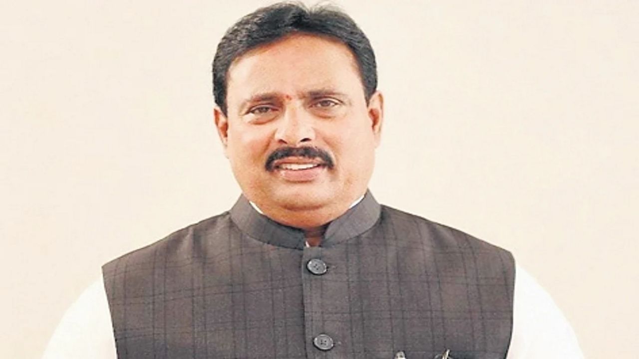 Danam Nagendra