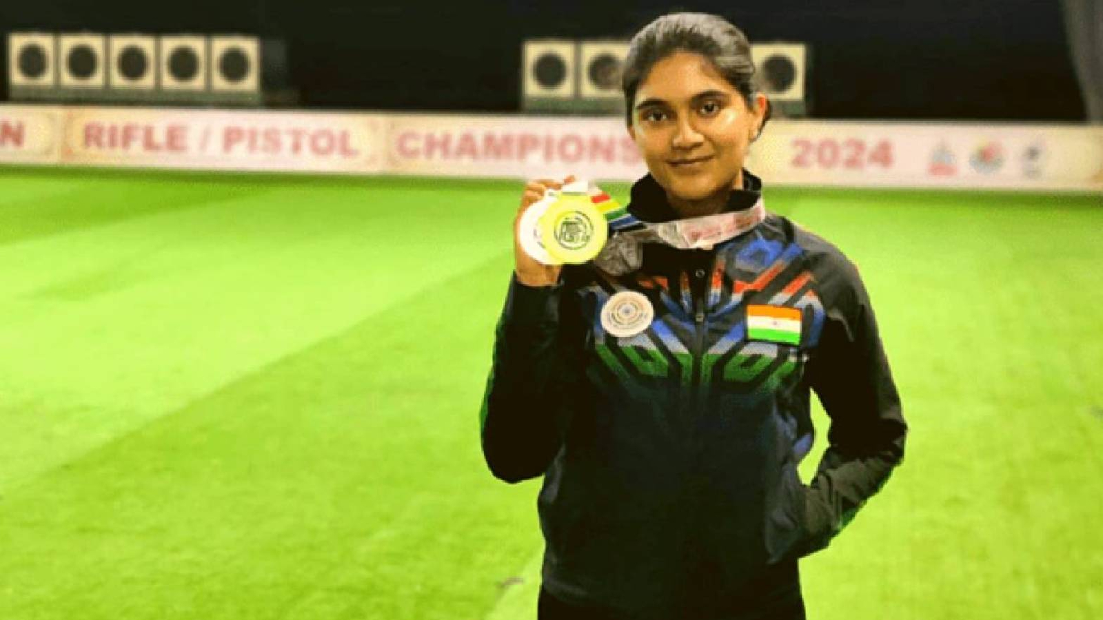 Esha Singh: తెలంగాణ షూటర్ ఈషా సింగ్‌కి CME రేవంత్‌ నుండి ఆశ్చర్యకరమైన ప్రశంసలు: క్రీడాలోకానికి ఆదర్శం!