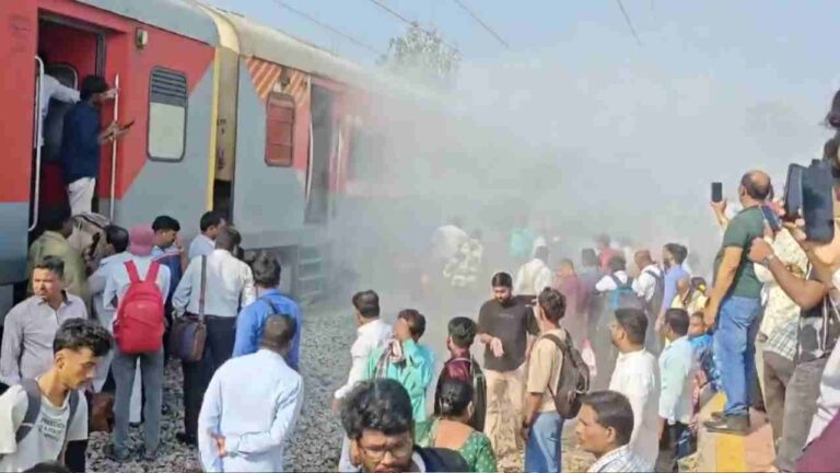 Kagaznagar Train