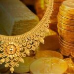 హైదరాబాద్లో తగ్గిన బంగారం ధరలు.. 22 క్యారెట్ల 10 గ్రాములపై రూ.300 తగ్గుదల హైదరాబాద్లో తగ్గిన బంగారం ధరలు.. 22 క్యారెట్ల 10 గ్రాములపై రూ.300 తగ్గుదల