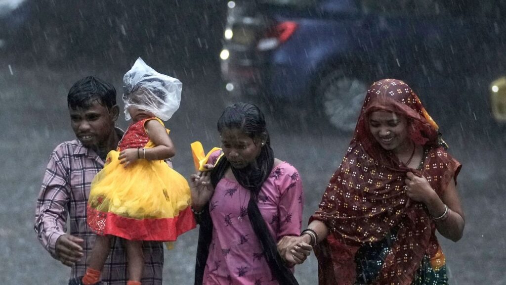 Telangana Rain: తొమ్మిది జిల్లాలకు భారీ వర్ష సూచన ఎందుకు?