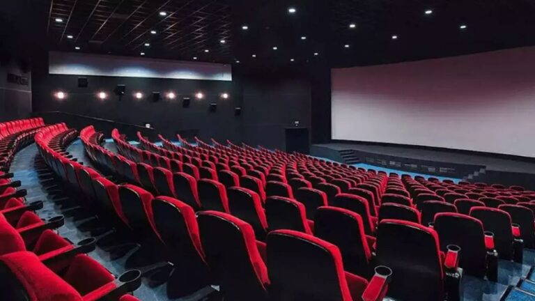 Tollywood November Releases: నవంబర్ నెలలో 11 సినిమాలు ఎందుకు వస్తున్నాయి?